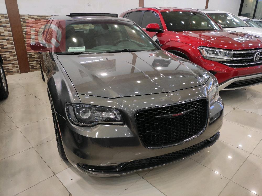 كرايسلر 300